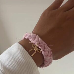 Bow bracelet